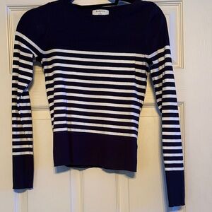 Aritzia Barton - Leagues Sweater in Navy and White Striped. Size S